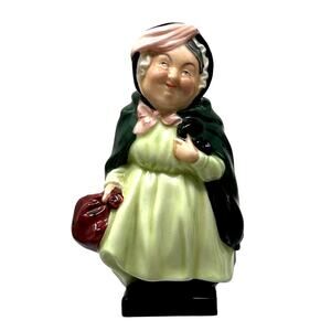 Royal Doulton Sairy Gamp Bone China Figurine Made in England 4.25" Tall EUC